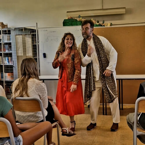 quartiers-de-l-une-spectacle-ecole-poemes